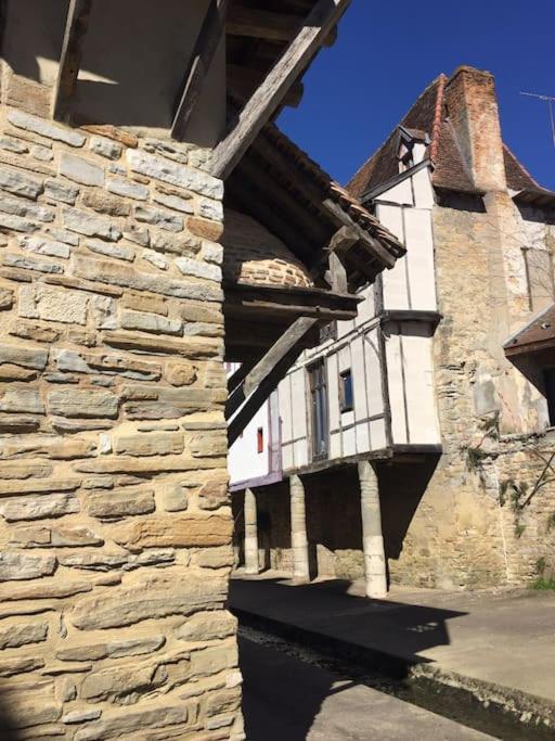 Appartement Le Nid Du Saleys - 70 M2 Centre Ville De Salies-de-Béarn Esterno foto